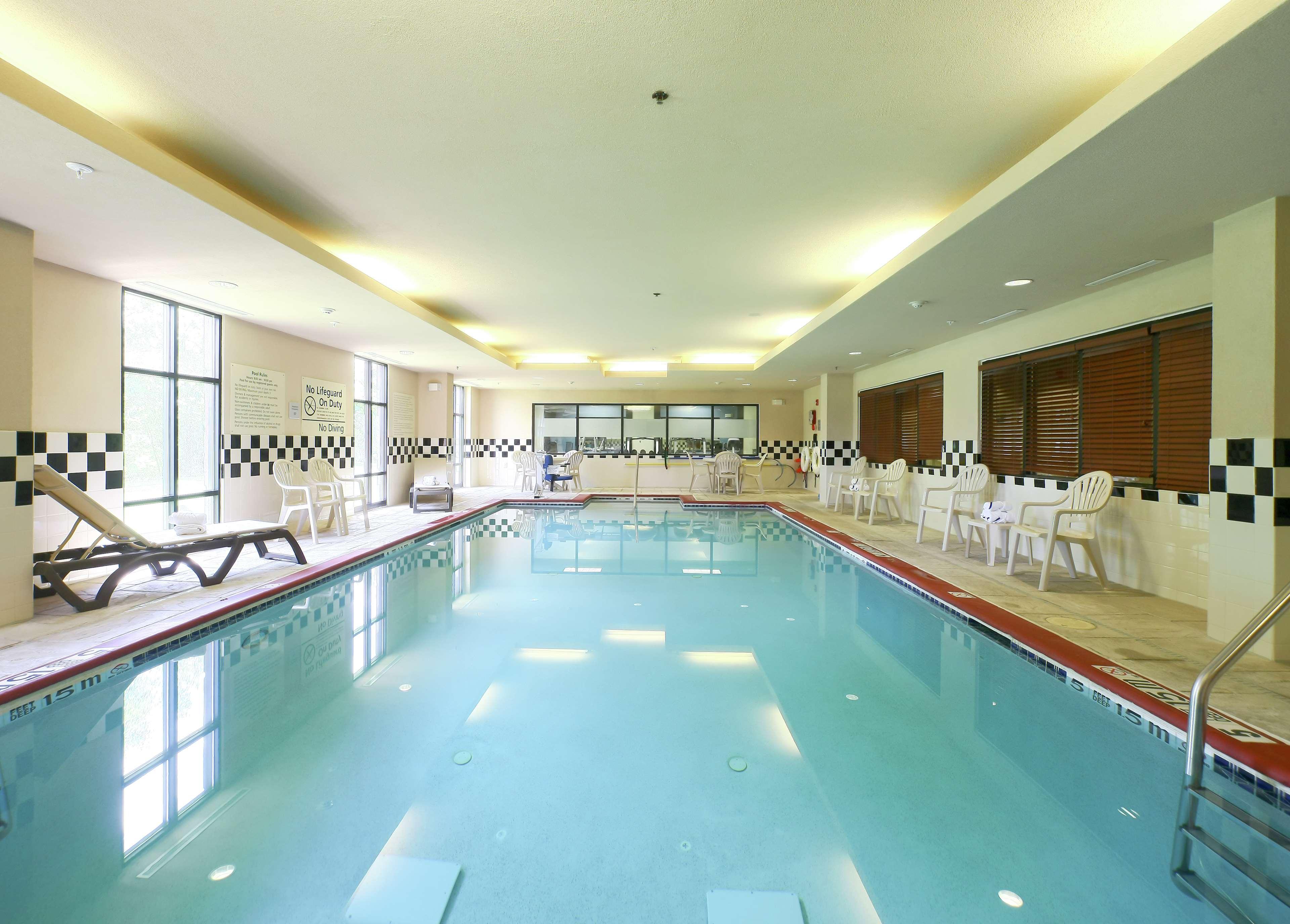 Hampton Inn North Brunswick Nj Zewnętrze zdjęcie
