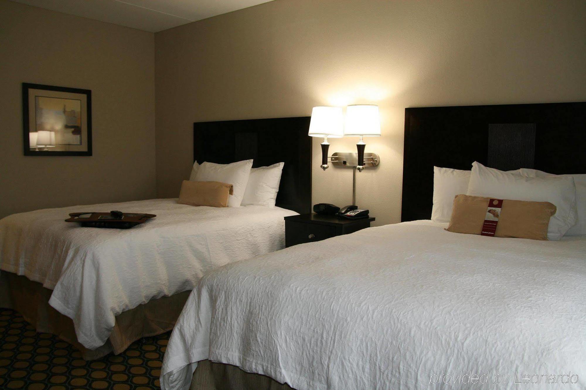 Hampton Inn North Brunswick Nj Zewnętrze zdjęcie