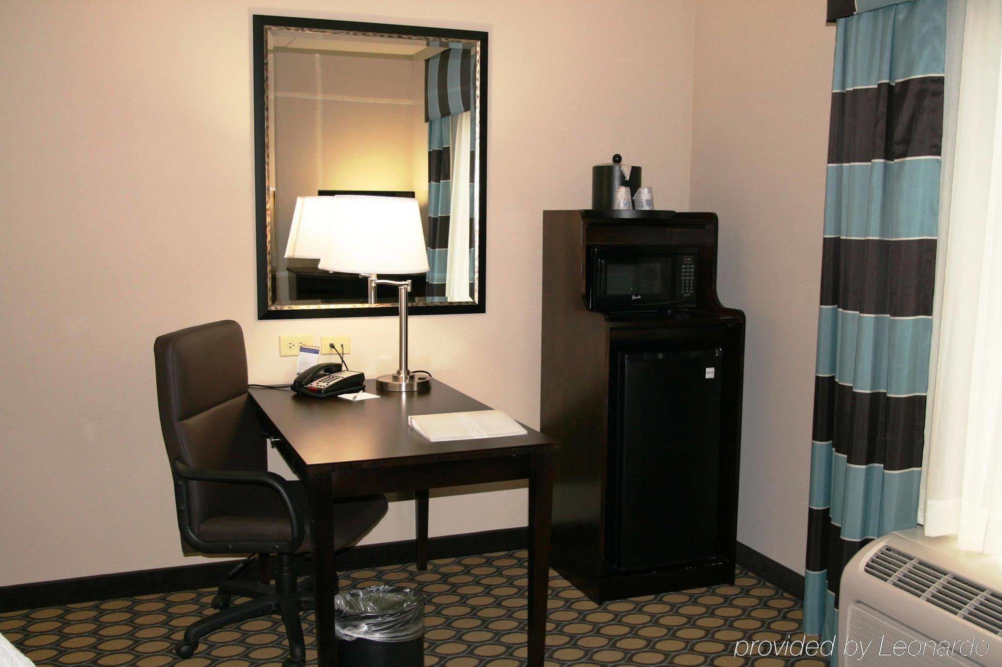 Hampton Inn North Brunswick Nj Zewnętrze zdjęcie