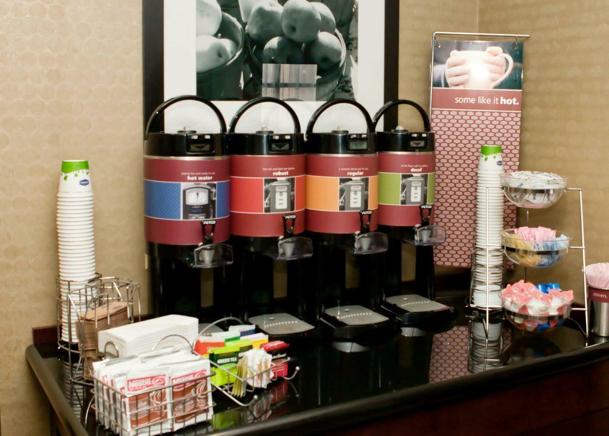 Hampton Inn North Brunswick Nj Zewnętrze zdjęcie